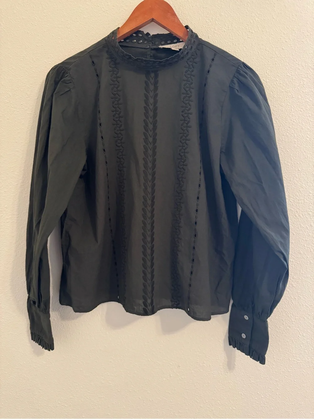 LOFT Dark Olive Green Embroidered Eyelet Mock Neck Blouse Puff Sleeve M